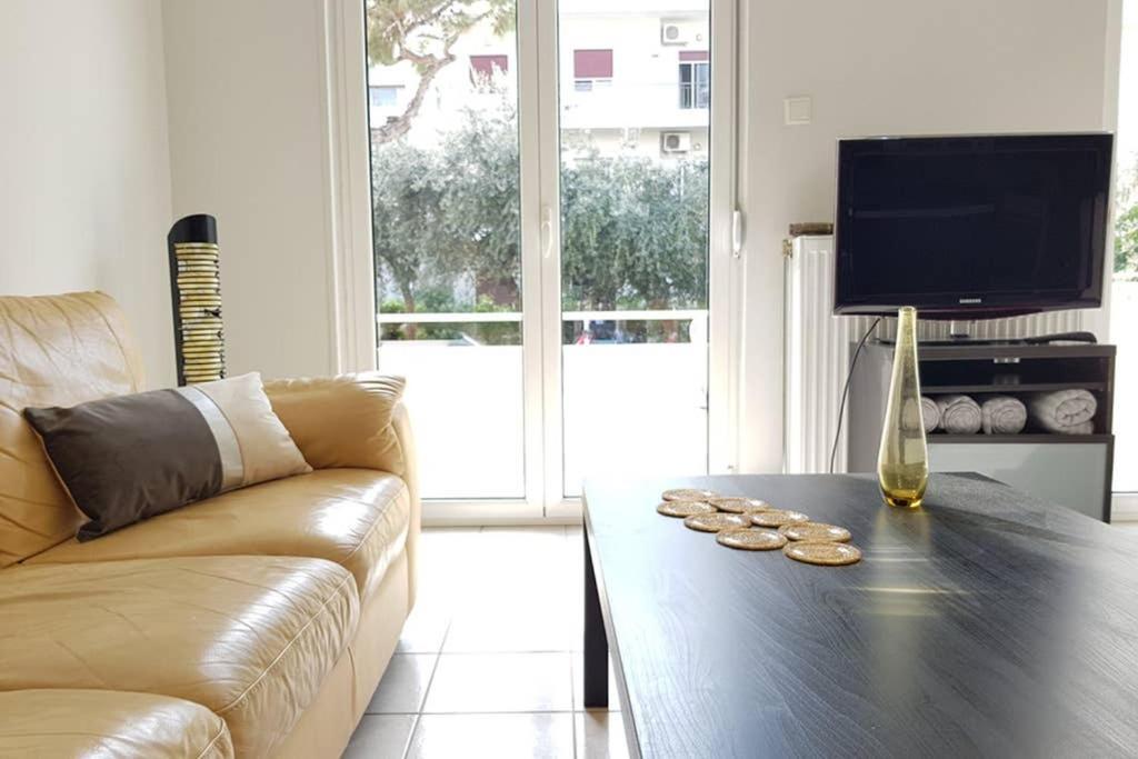 A Great Stay At A Comfortable Large Apartment Athena Bagian luar foto