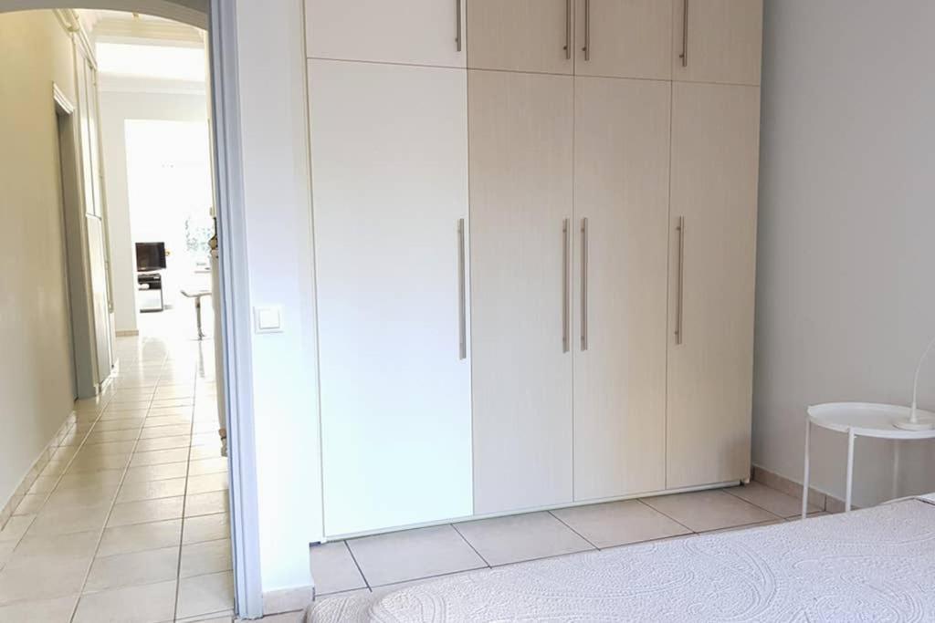 A Great Stay At A Comfortable Large Apartment Athena Bagian luar foto