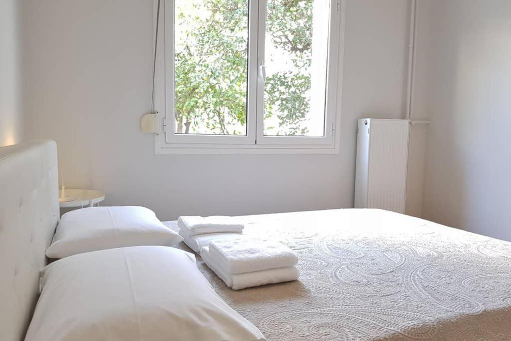 A Great Stay At A Comfortable Large Apartment Athena Bagian luar foto